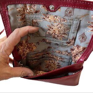 Hobo Lauren Red Leather Crossbody Clutch Purse Bag - Leather Strap